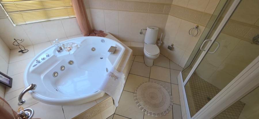 4 Bedroom Property for Sale in Cashan North West